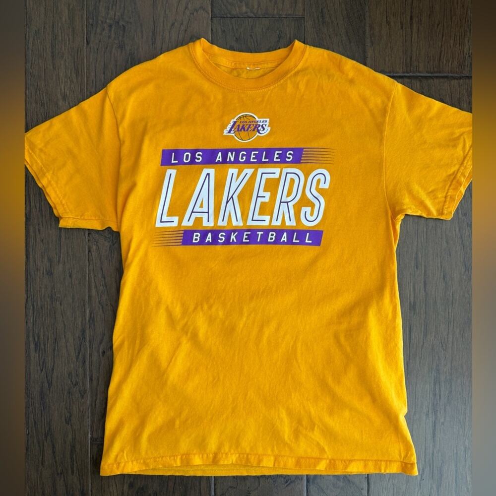 Los Angeles Lakers NBA Basketball T-Shirt‎